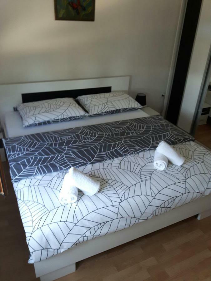 Apartman Petra & Tena Слунь Екстер'єр фото