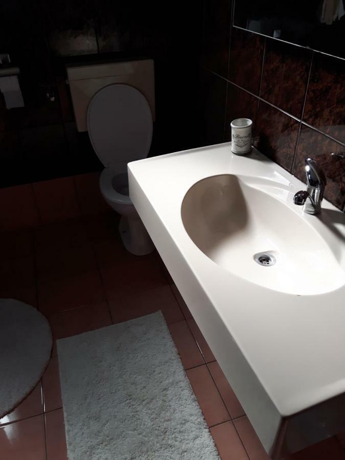Apartman Petra & Tena Слунь Екстер'єр фото